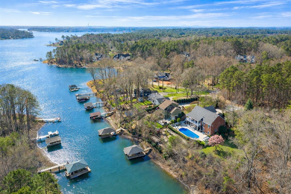 Lakeside Oasis