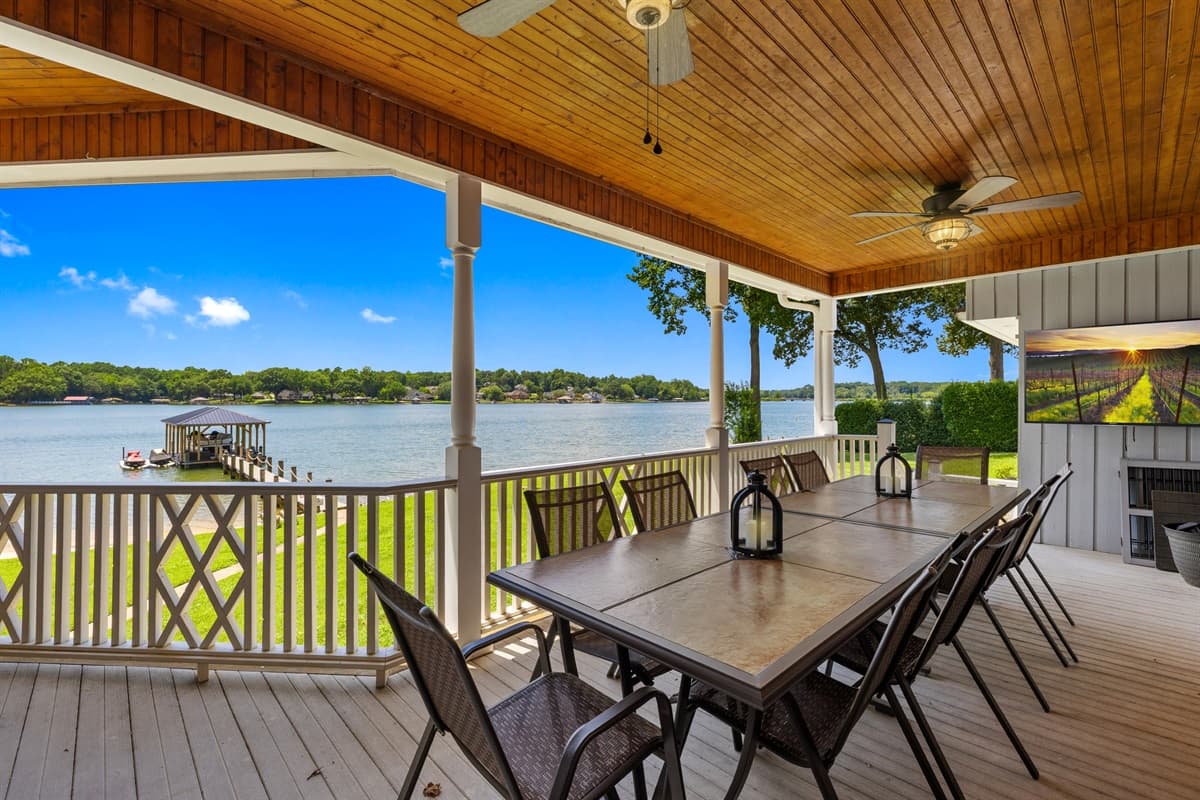 Enjoy your meals at the dining table on the covered deck. 